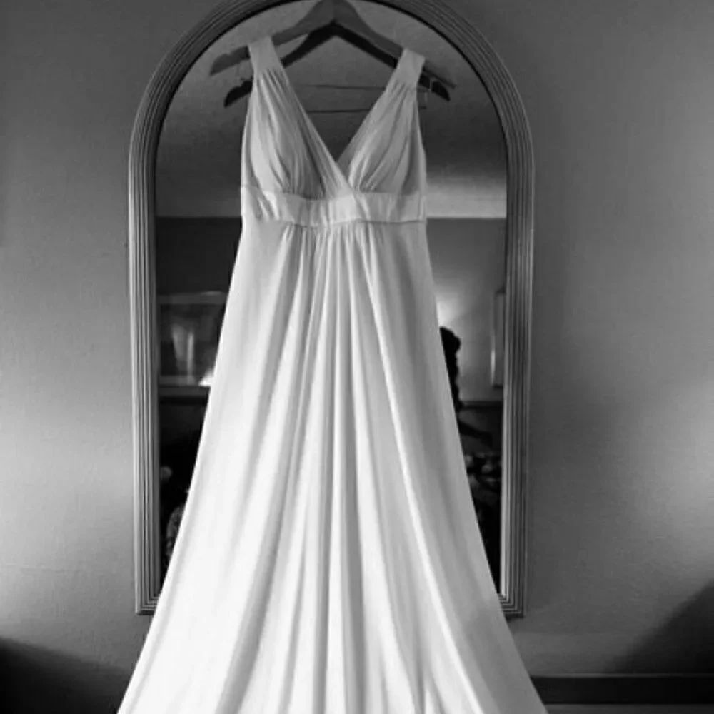 EUC Grecian Goddess Wedding Prom Ivory Dress